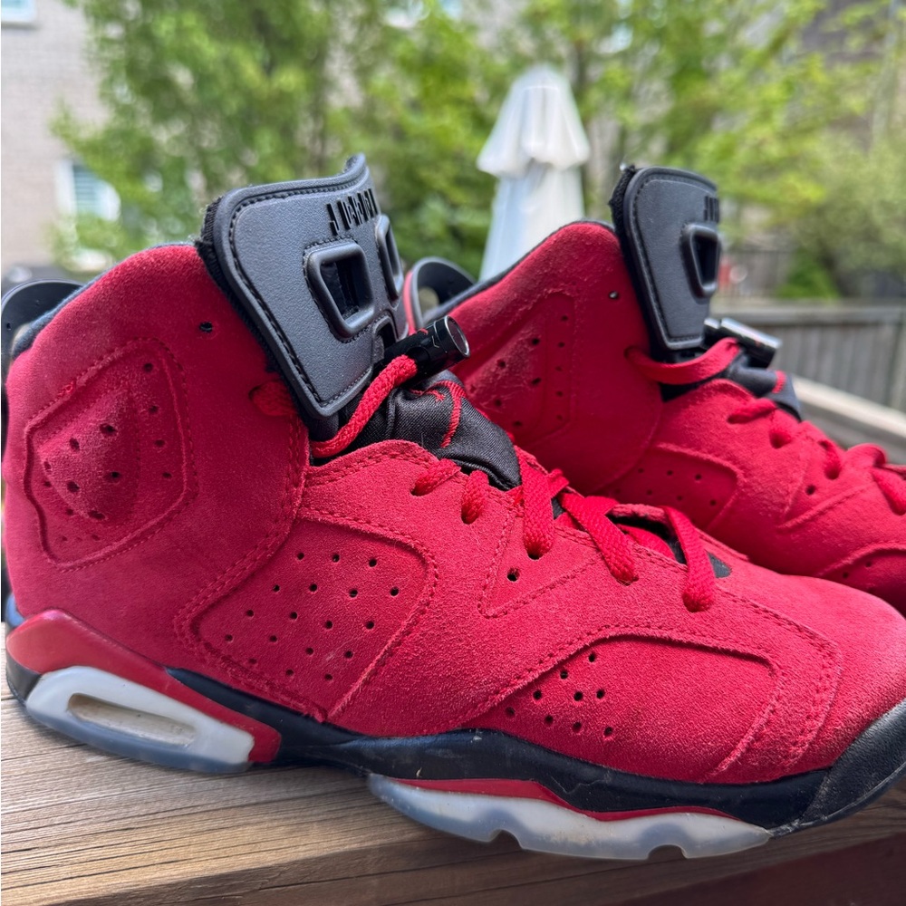 Air Jordan 6 "Toro Bravo"